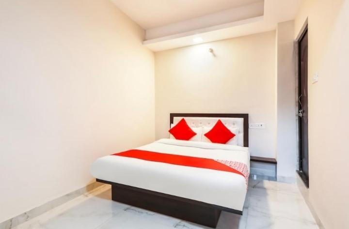 Hotel Royal Palace Indore Ngoại thất bức ảnh